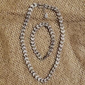 Anne Klein Chain Necklace & Bracelet